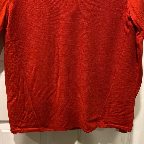 Eileen Fisher Red 100% Merino Wool Sweater - Picture 15 of 16